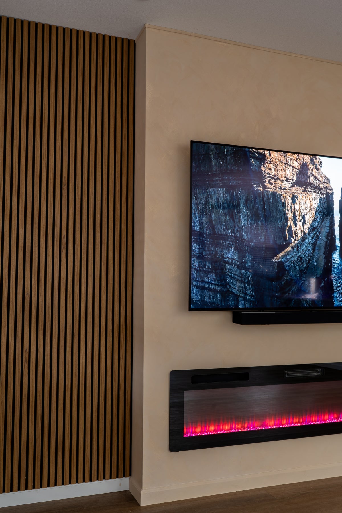 Fireplace center 159